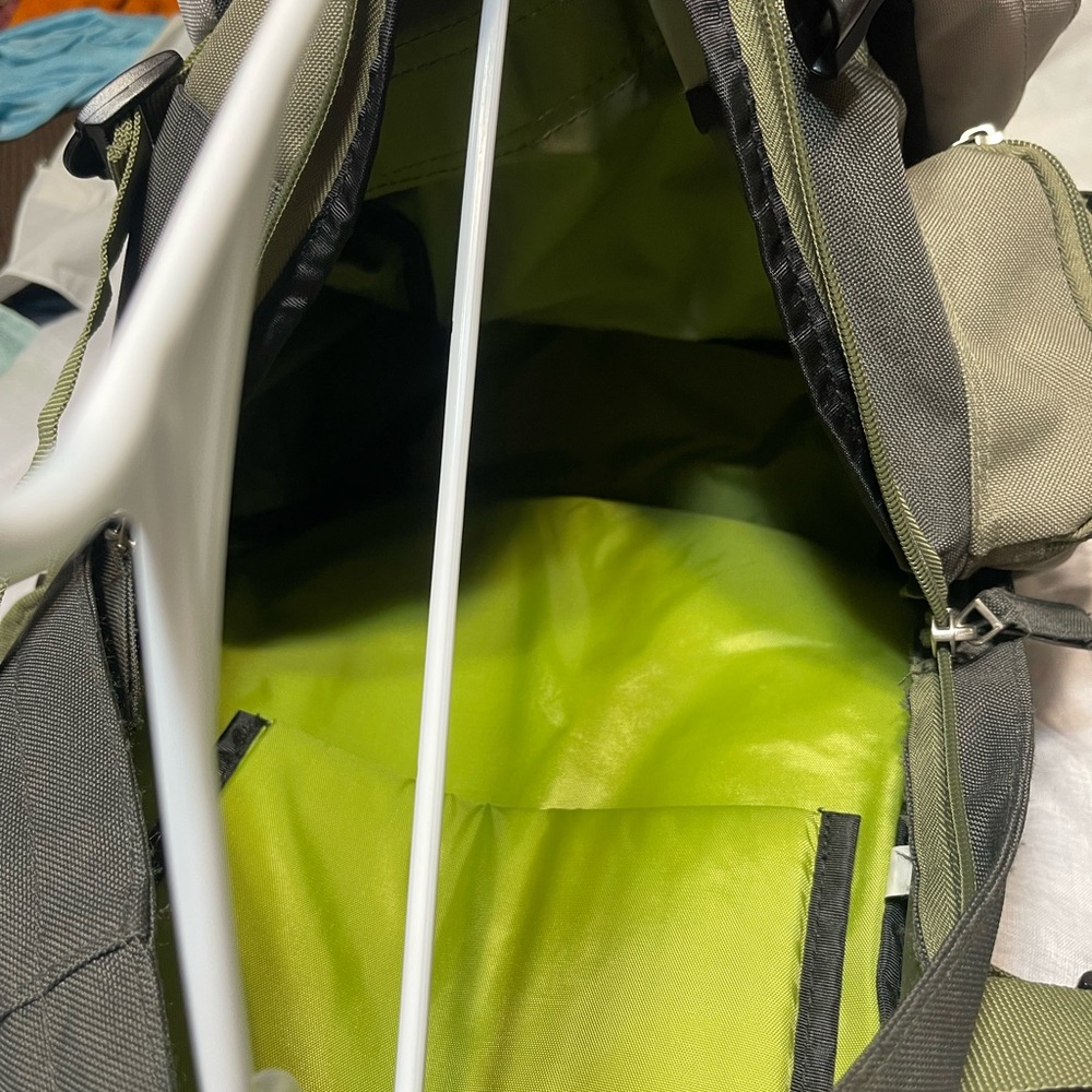 DC Men's Olive Backpack - Picture 10 of 10